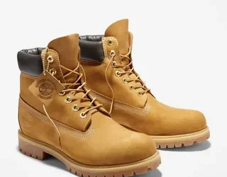 Cold weather cracking. How stitch geometry and materials protect winter boots